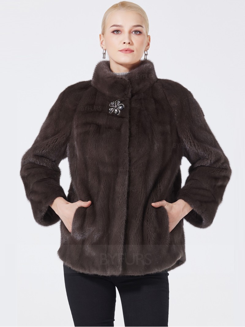 Hip Length Mink Fur Jacket Female Stand Collar Bean Paste Color